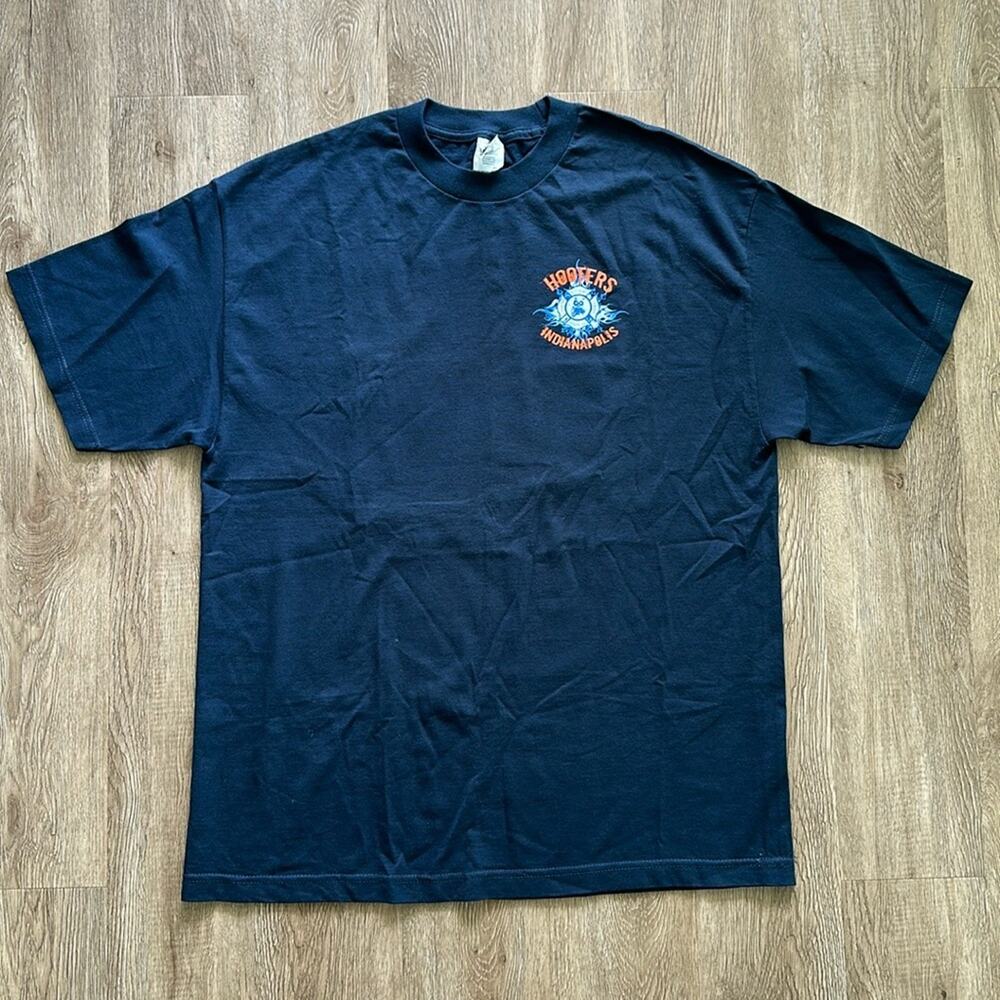 Hooters Indianapolis‎ Firefighter Tee Navy XL | Salutes America’s Bravest Shirt